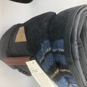 Pendleton Roll-Up Blanket